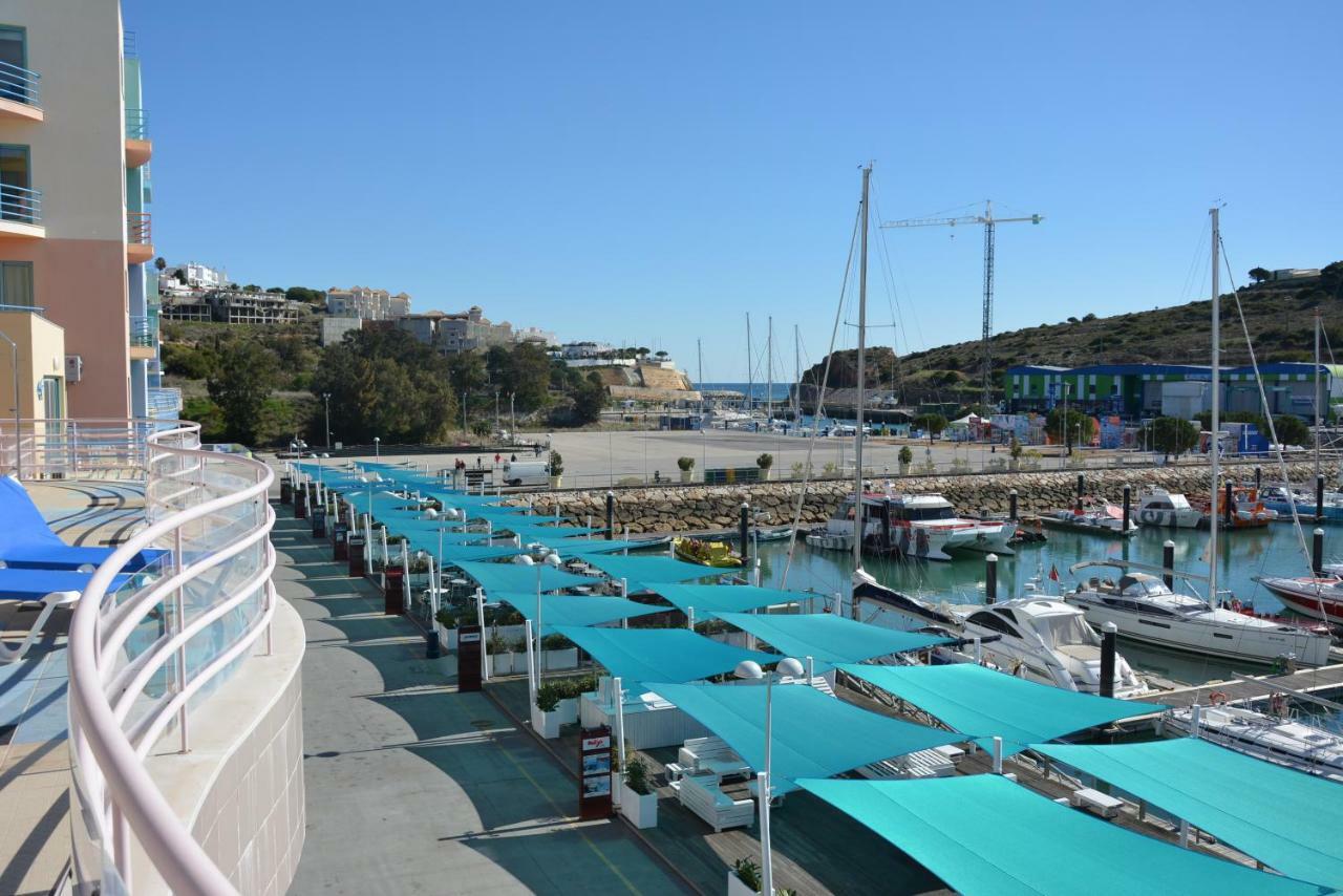 Beautiful Apartment In Albufeira Marina Exterior photo